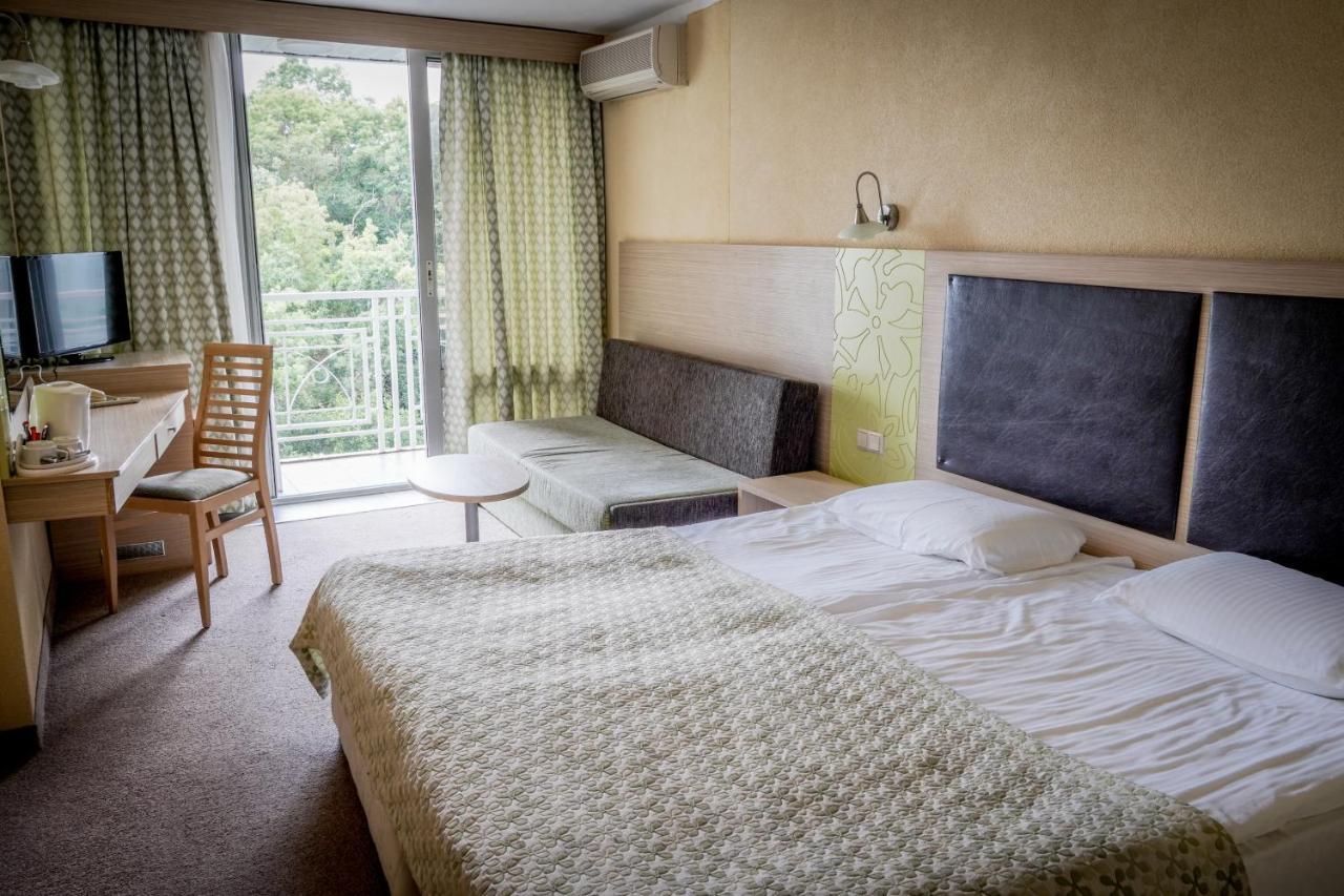Hotel Gergana Albena Exterior photo
